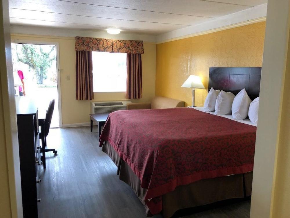 Days Inn By Wyndham غينسفيل المظهر الخارجي الصورة