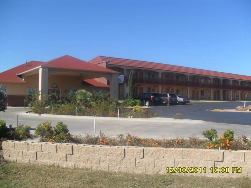 Days Inn By Wyndham غينسفيل المظهر الخارجي الصورة