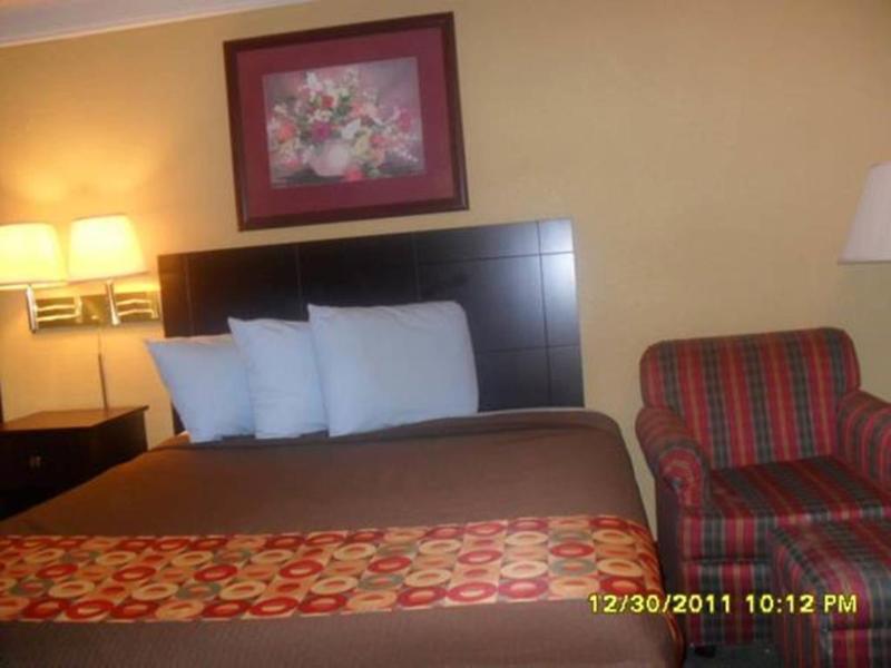 Days Inn By Wyndham غينسفيل المظهر الخارجي الصورة