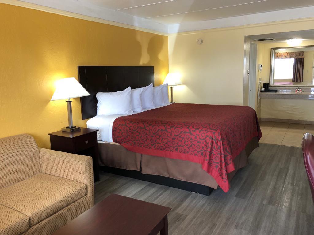 Days Inn By Wyndham غينسفيل المظهر الخارجي الصورة