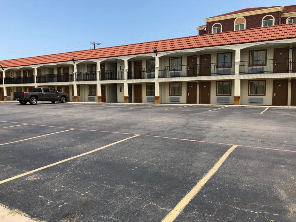 Days Inn By Wyndham غينسفيل المظهر الخارجي الصورة